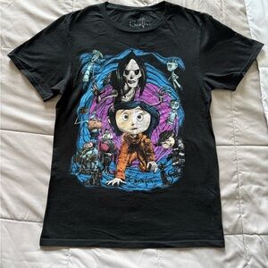Hot Topic - Black Short Sleeve Tee with Vibrant Coraline Graphic - Size XS